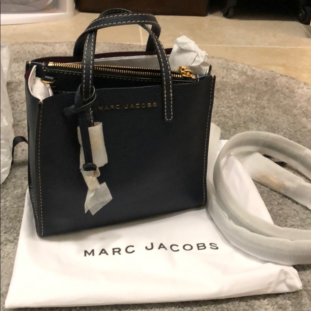 MARC JACOBS “The Grind Mini Tote” Bag